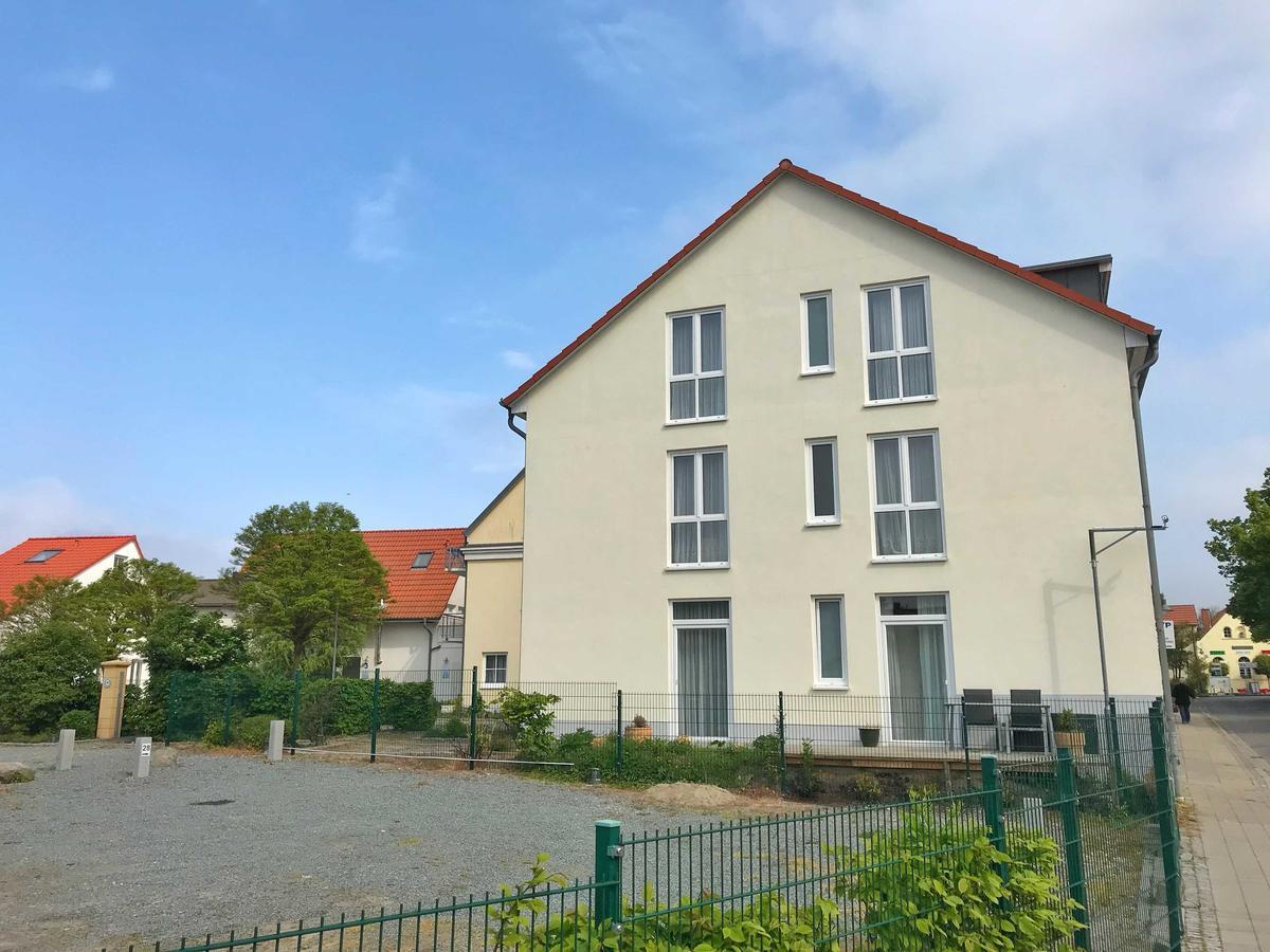 Hafenresidenz - Ferienwohnung 17 "Zugvogel" Wiek auf Rügen Esterno foto